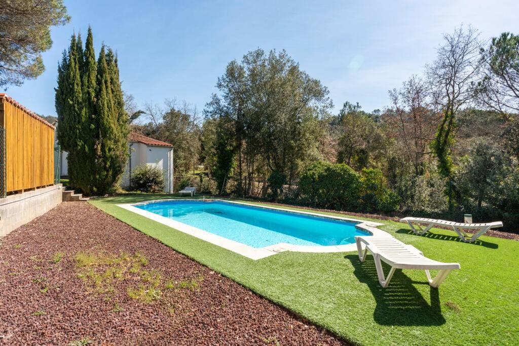 Casa Con Piscina Cerca De Girona Villa Bagian luar foto