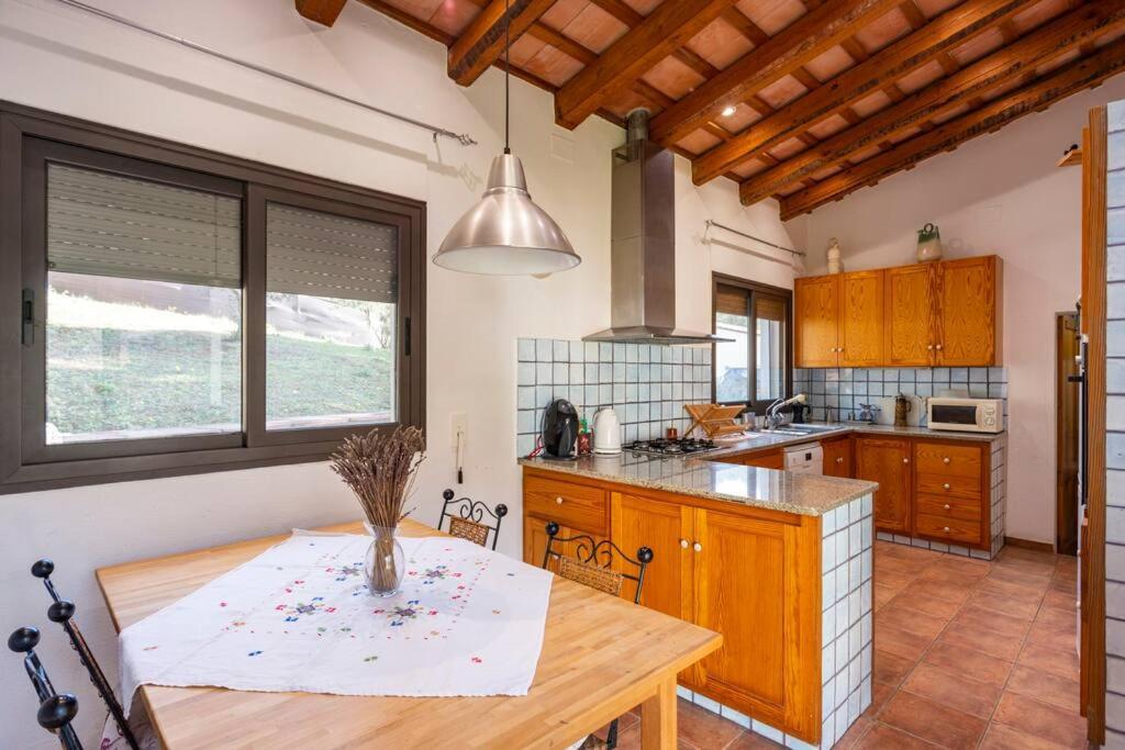 Casa Con Piscina Cerca De Girona Villa Bagian luar foto