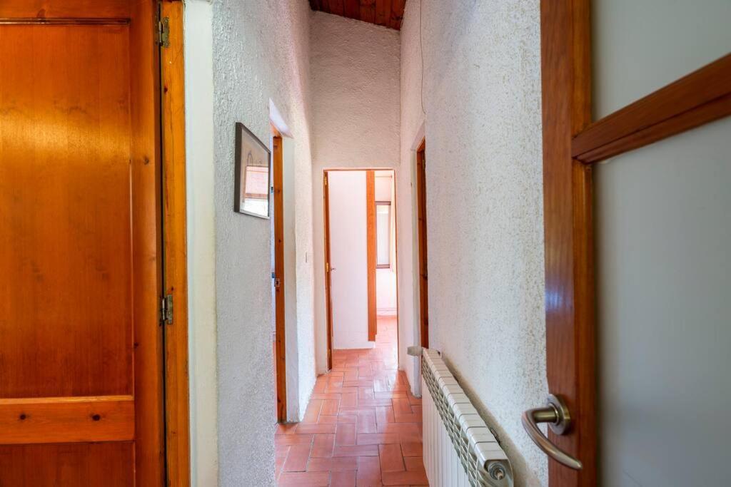 Casa Con Piscina Cerca De Girona Villa Bagian luar foto