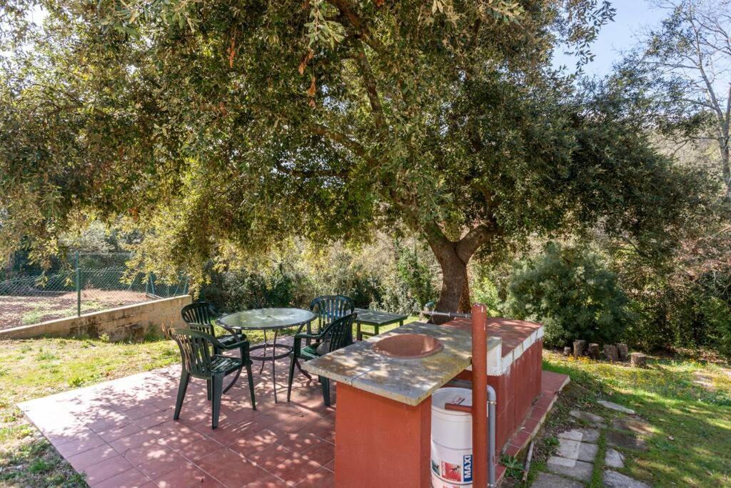 Casa Con Piscina Cerca De Girona Villa Bagian luar foto