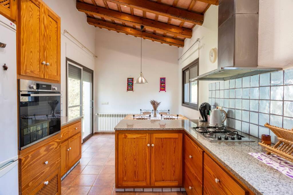 Casa Con Piscina Cerca De Girona Villa Bagian luar foto